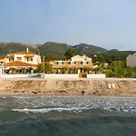 Tamaris House *